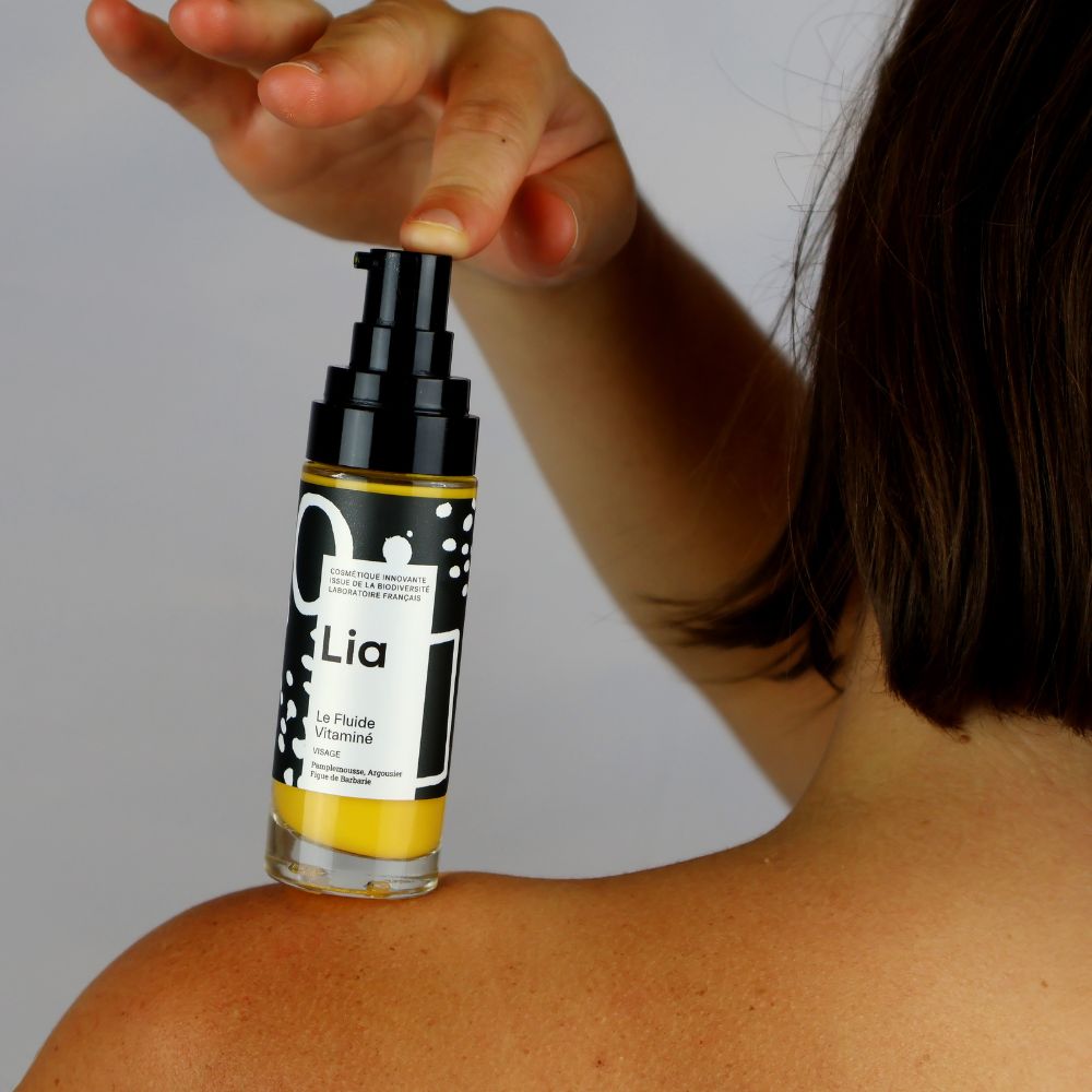 Fluide vitaminé effet bonne mine peau grasse laboratoire LIA