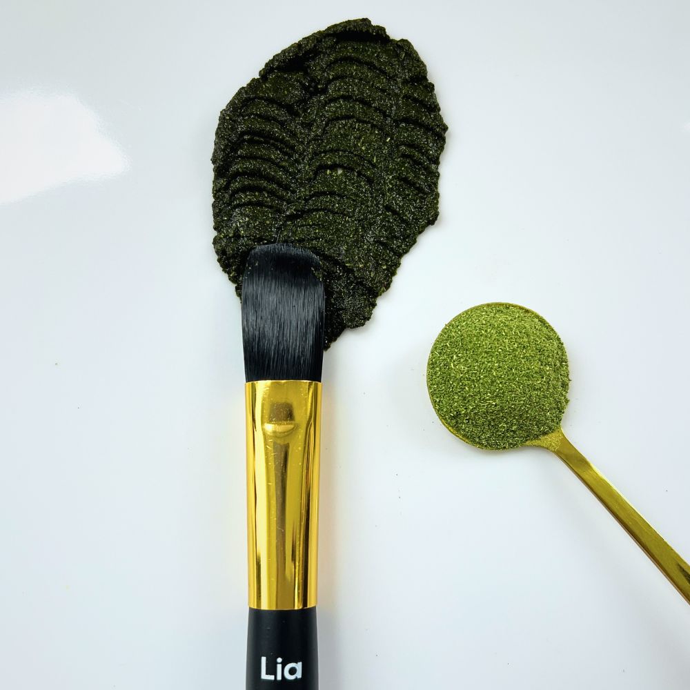 pinceau fabriqué en France conçu pour faciliter la pose du masque visage à l&