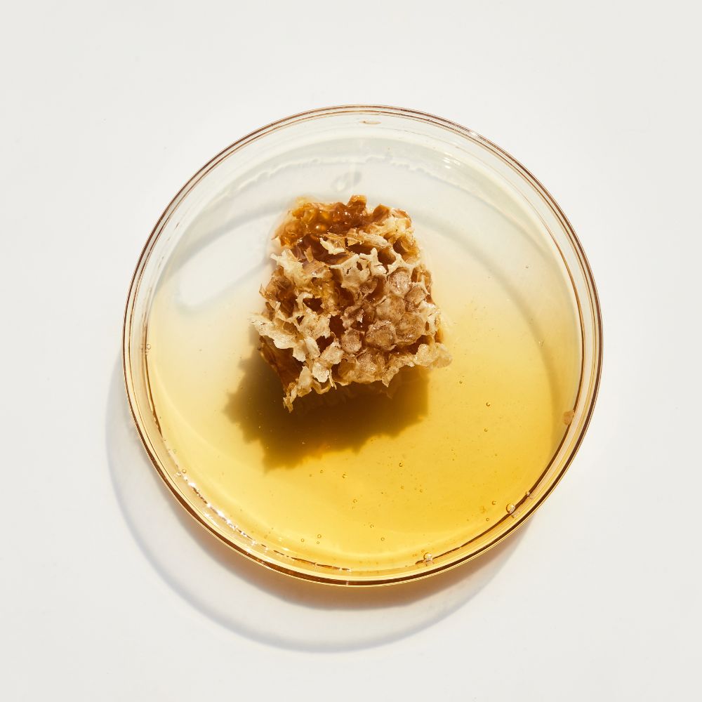 les bienfaits du miel pour sa peau et son organisme