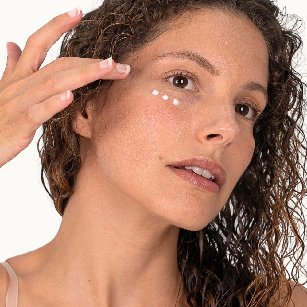 La Crème Contour Yeux et Lèvres