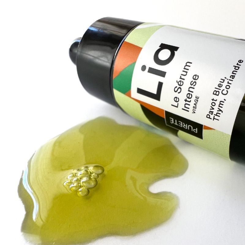 photo du flacon et de la texture du serum intense pureté vert